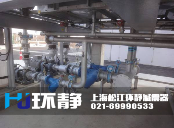 <a href=http://www.yadubest.com target=_blank class=infotextkey>橡膠軟接頭</a>運(yùn)行車間