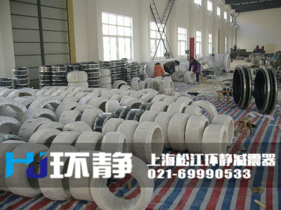 內(nèi)蒙古鑲黃旗橡膠接頭生產(chǎn)車間
